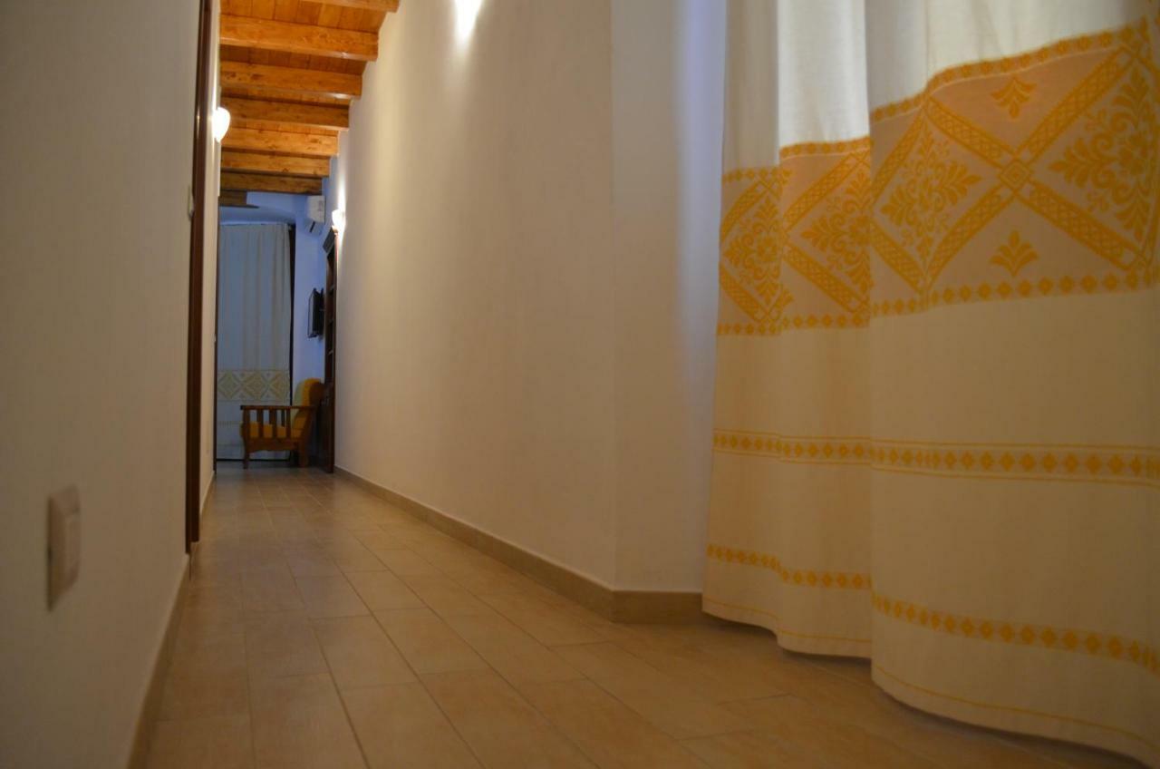 Casa Vacanze La Pavoncella Iglesias Exterior foto